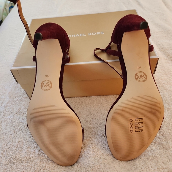Michael Michael Kors NWT Simone Mid Sandal Suede - Picture 5 of 5